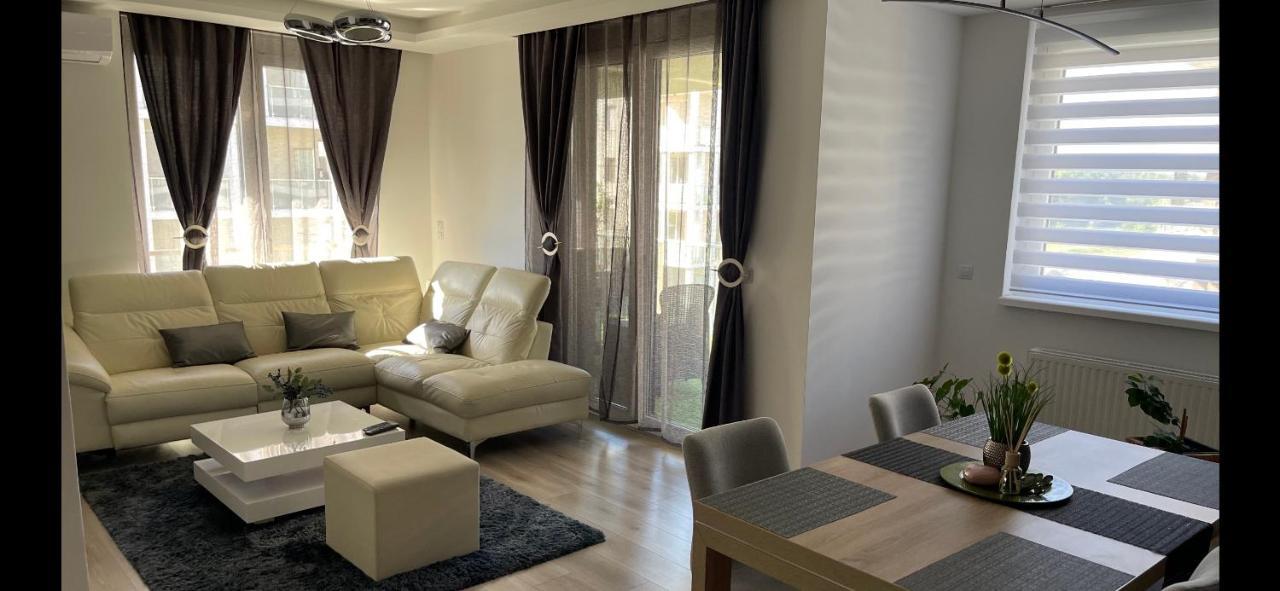 N.Cristian Apartment Βουδαπέστη Εξωτερικό φωτογραφία