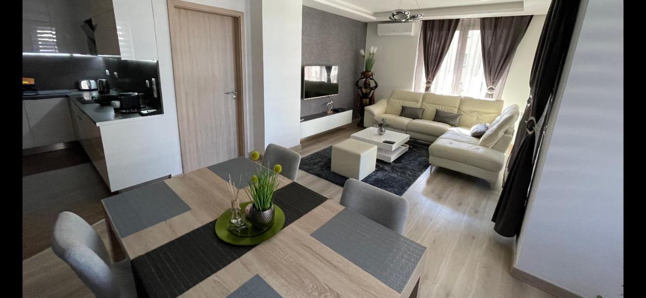 N.Cristian Apartment Βουδαπέστη Εξωτερικό φωτογραφία
